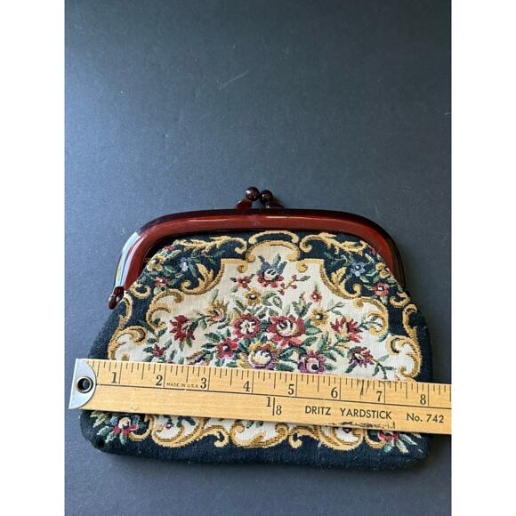 Vintage Tapestry Floral Clutch Purse Handbag Black Kiss Clasp Cottagecore - Picture 7 of 8